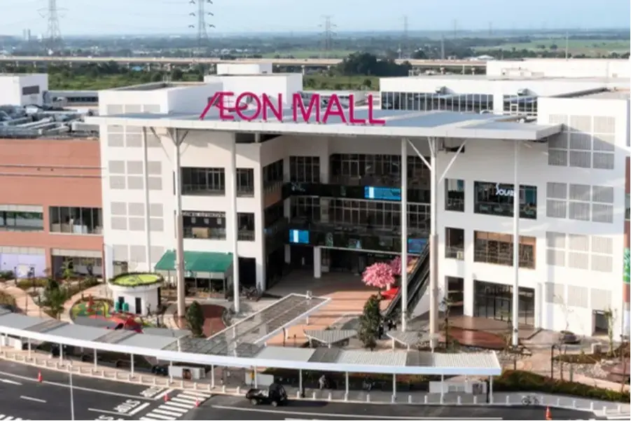 AEON Mall Lippo Cikarang sebagai fasilitas perbelanjaan dan hiburan modern di kawasan kota mandiri Cikarang